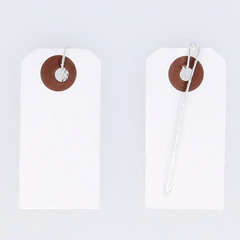 Etiquettes blanches (x50) avec fil métal 2x4cm