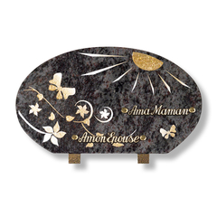 Plaque souvenir en granit 25x35 cm avec décor papillons gravé