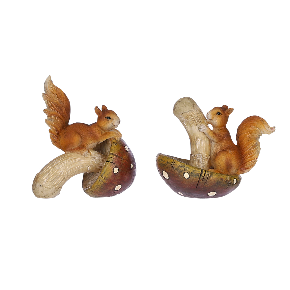 Ecureuil sur champignon - L.11,5xl.8xH.11,5cm - 2 modèles possibles
