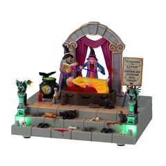 Spectacle d'Esmeralda la grande, scène animée Spooky Town