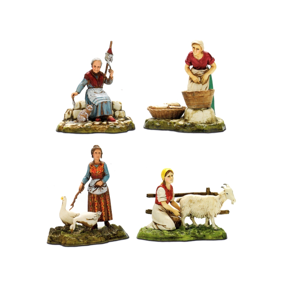 Assortiment 4 Femmes qui travaillent en plastique 10cm