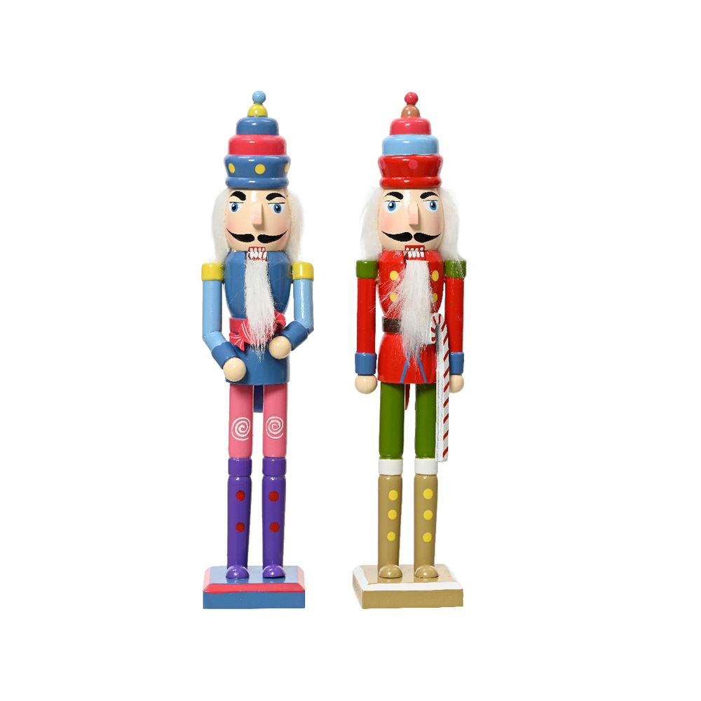 Casse-noisette en bois de sapin H. 25 cm