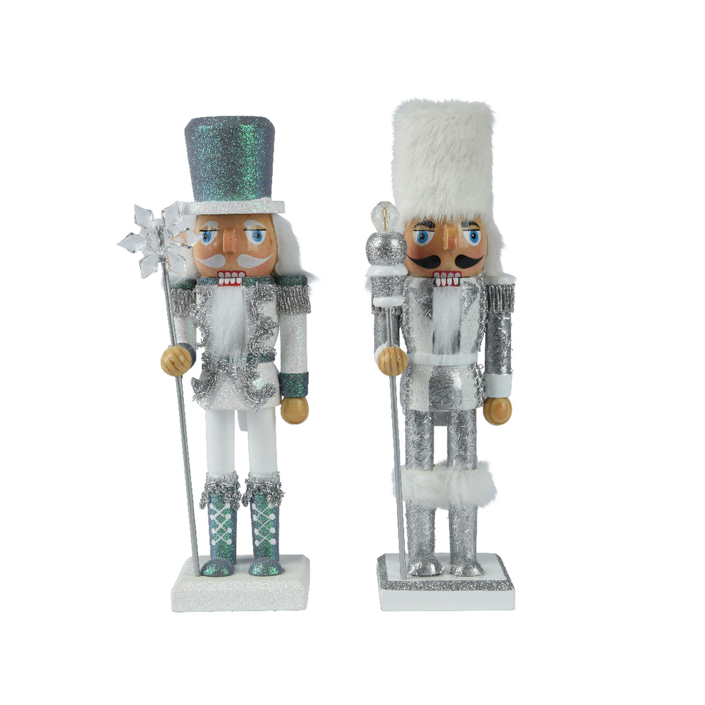 Casse-Noisette en bois blanc 8X6X25cm