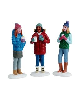 Figurines de Noël : Chocolat chaud entre amis à Vail Village - H.6,8cm