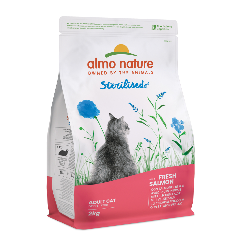 Croquettes pour chat adulte stérilisé, au saumon - 2kg