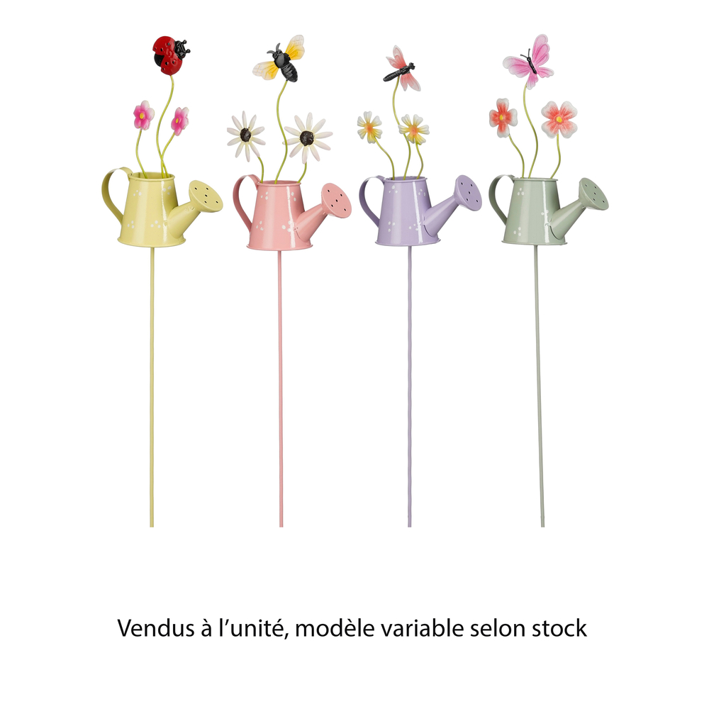 Pique de jardin en fer : arrosoir, modèles variables - H.45cm