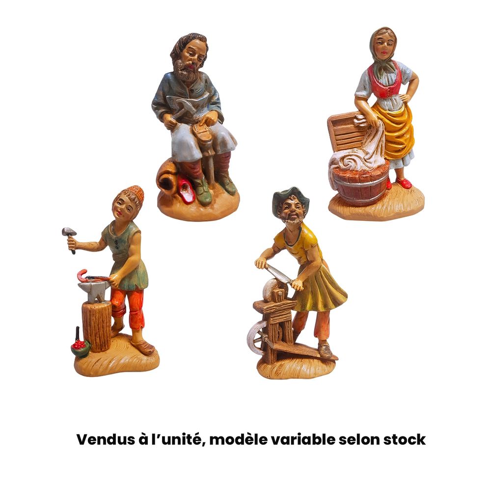 Santon pour crèche de Noël : artisan, modèles variables - H.10cm