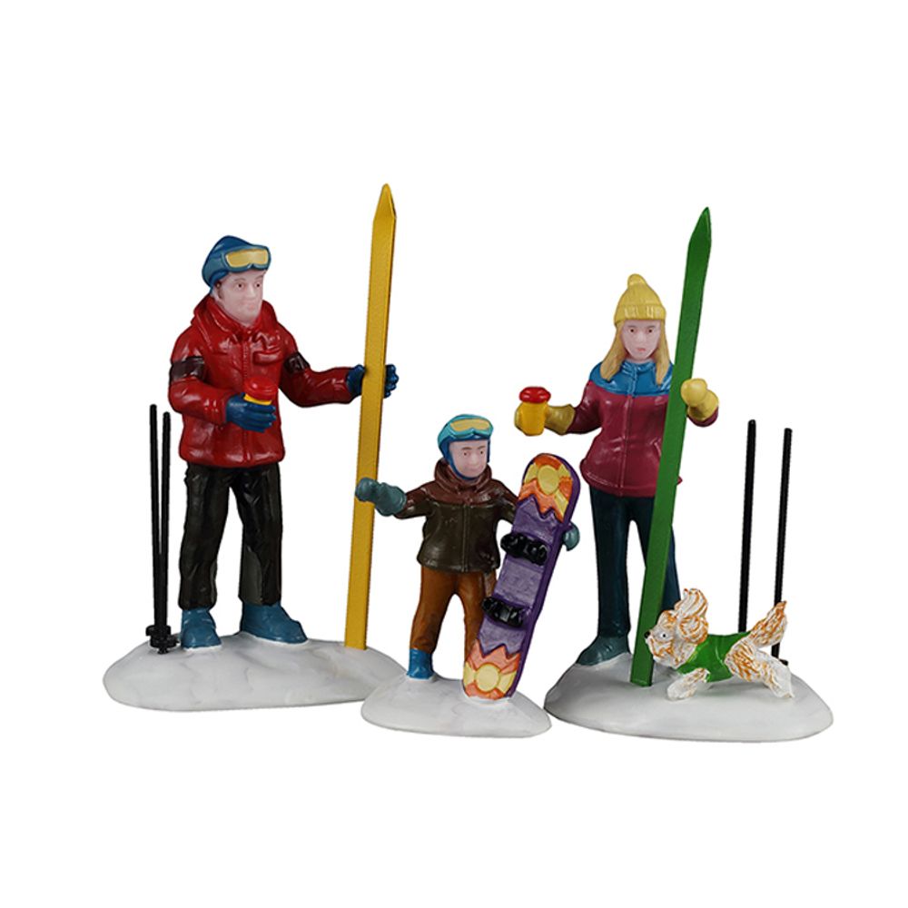 Lot de 3 figurines de Noël : journée de ski en famille - H.7,8cm