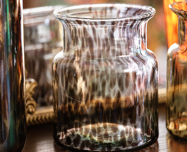 Vase Mathew