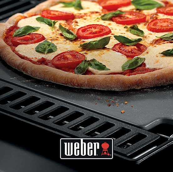 Pierre à pizza offerte sur une sélection de barbecues Weber*